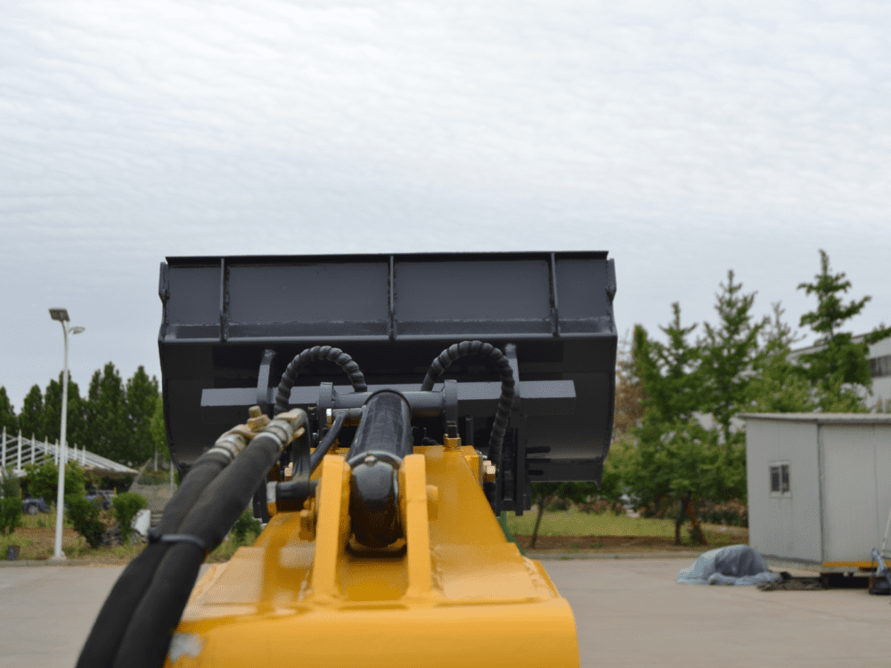 New TYPHON Wheel Loader with Kubota D1105 engine 24 hp 1 ton Load USA - Image 5