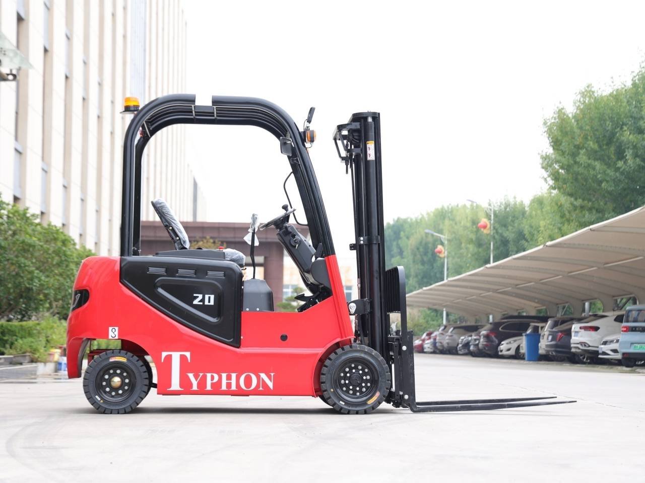 TYPHON 2 Ton Rated Capacity Electric Forklift Lifter